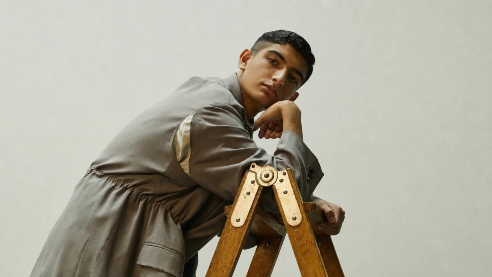 De Guatemala a Hermès y Balenciaga: la trayectoria internacional del modelo Emiliano Ubico