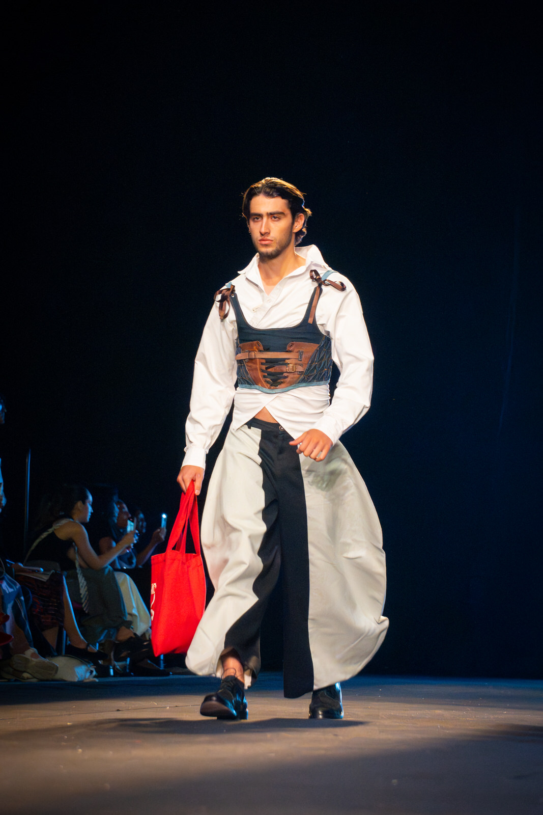 Detalle del backstage en Cali Fashion Week